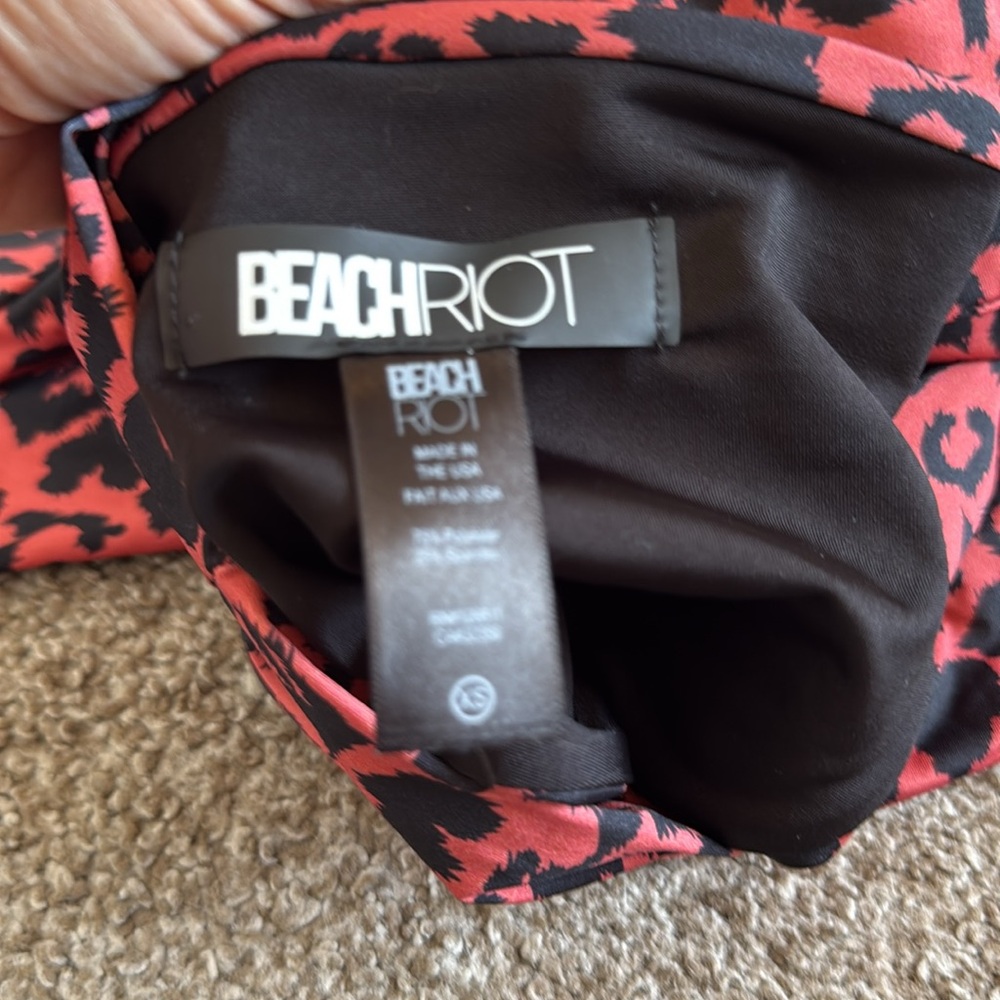 Beach Riot Leopard Swimsuit - Picture 3 of 4